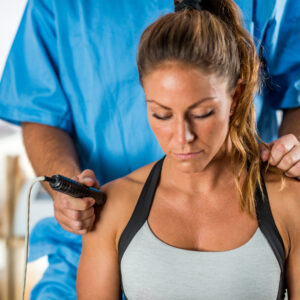 laser therapy physical therapist treating patient 2021 08 26 16 53 18 utc - Dr Sylvain Desforges