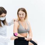 découvrez les bienfaits de la médecine du sport, une discipline visant à prévenir, diagnostiquer et traiter les blessures chez les athlètes. apprenez comment optimiser vos performances et favoriser une récupération rapide grâce à des conseils d'experts en santé et en condition physique.