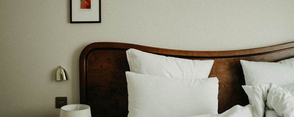 découvrez des conseils pratiques et des astuces pour améliorer la qualité de votre sommeil. apprenez à mieux vous reposer et à optimiser vos nuits pour un bien-être quotidien.