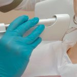 découvrez la thérapie au laser, une méthode innovante et non invasive pour soulager la douleur, améliorer la cicatrisation et traiter divers problèmes de peau. profitez des bienfaits de cette technologie avancée pour retrouver bien-être et santé.