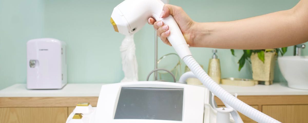 découvrez la thérapie par laser, une méthode innovante et non invasive pour le traitement de diverses affections. améliorez votre bien-être et soulagez la douleur grâce à cette technologie avancée et personnalisée.