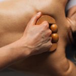 découvrez les bienfaits de la thérapie manuelle, une approche thérapeutique douce qui soulage les douleurs musculo-squelettiques et améliore la mobilité. apprenez comment cette pratique favorise la guérison naturelle et le bien-être général.