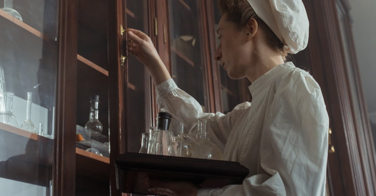 découvrez la médecine manuelle, une approche thérapeutique innovante qui utilise des techniques manuelles pour soulager la douleur, améliorer la mobilité et favoriser le bien-être. apprenez comment cette pratique naturelle peut transformer votre santé et votre qualité de vie.