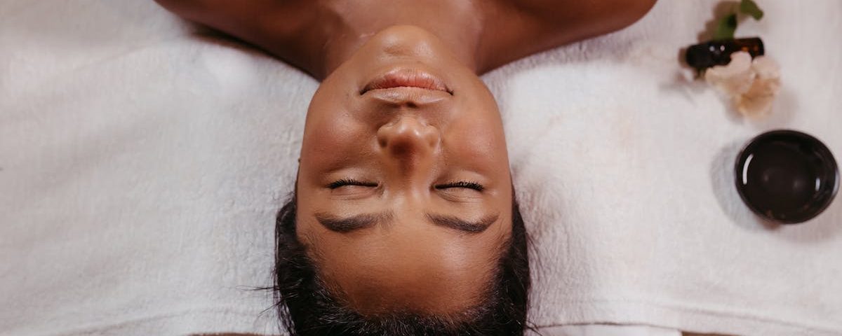 découvrez les bienfaits de la décompression neurovertébrale, une technique innovante pour soulager les douleurs du dos et améliorer votre posture. apprenez comment cette méthode peut favoriser votre bien-être et optimiser la santé de votre colonne vertébrale.