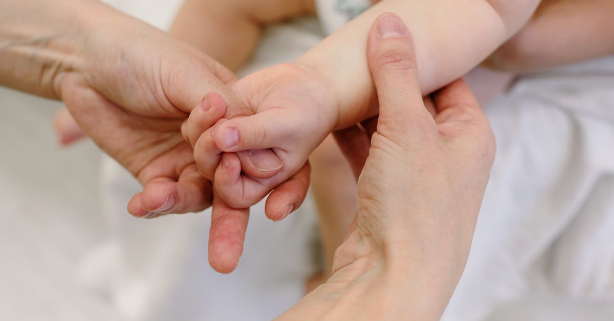 découvrez la thérapie par ondes de choc, une méthode innovante qui soulage la douleur et favorise la guérison des tissus. idéale pour traiter les blessures musculo-squelettiques, elle offre des résultats rapides et durables sans chirurgie ni médicaments.