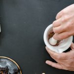 découvrez la naturopathie, une approche holistique de la santé qui utilise des méthodes naturelles pour prévenir et traiter les maux du quotidien. apprenez à harmoniser votre corps et votre esprit grâce à des conseils en nutrition, en phytothérapie et en techniques de bien-être.