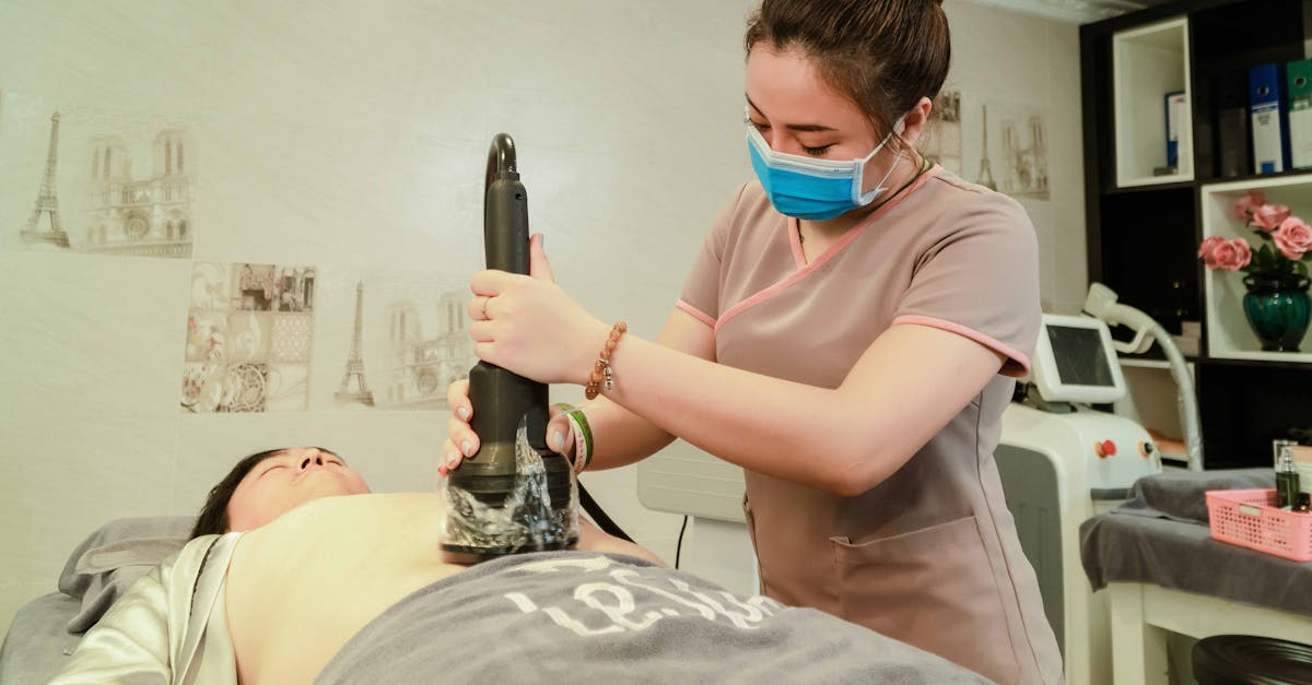 découvrez les bienfaits de la thérapie au laser, une méthode innovante et non invasive utilisée pour soulager la douleur, accélérer la guérison des blessures et améliorer l'esthétique de la peau. explorez comment cette technologie moderne peut transformer votre bien-être et votre santé.