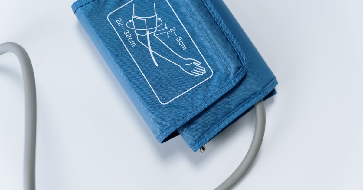 découvrez l'approche de la médecine manuelle, une pratique qui utilise des techniques spécifiques pour traiter les douleurs musculo-squelettiques, améliorer la mobilité et favoriser le bien-être général. apprenez comment cette méthode peut vous aider à soulager vos douleurs et à retrouver un équilibre corporel.