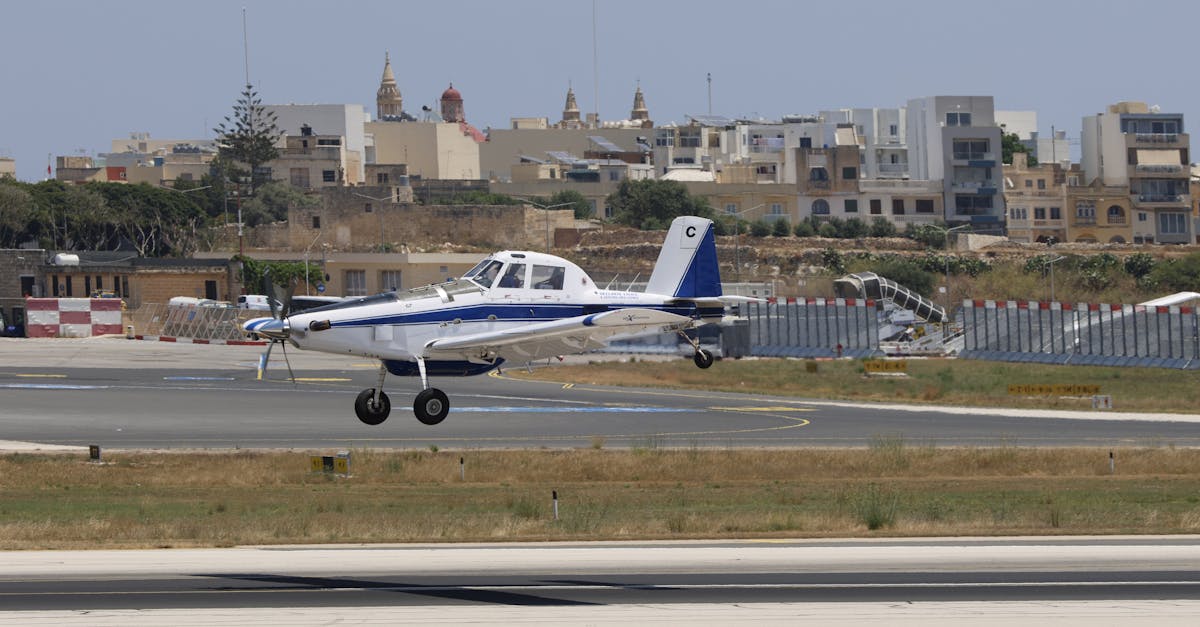 découvrez les approches ostéopathiques, des techniques douces et holistiques qui favorisent le bien-être et la guérison naturelle du corps. apprenez comment l'ostéopathie peut soulager vos douleurs et améliorer votre qualité de vie.