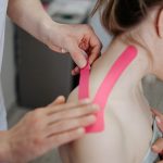 découvrez la médecine du sport, une spécialité dédiée à la prévention, au diagnostic et au traitement des blessures chez les athlètes. apprenez comment une approche personnalisée et des techniques avancées peuvent optimiser votre performance et garantir votre bien-être.