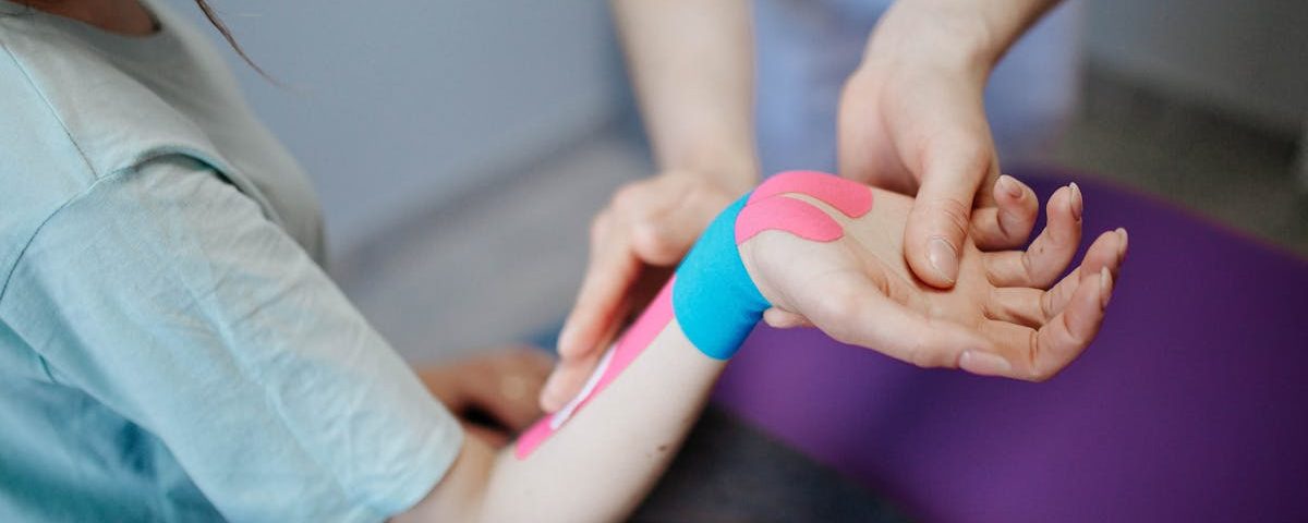 médecine du sport: prévention des blessures, rééducation, optimisation de la performance et conseils d’entraînement pour athlètes de tous niveaux.