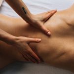 découvrez la thérapie manuelle : une approche naturelle pour soulager la douleur, améliorer la mobilité et favoriser le bien-être grâce à des techniques de manipulation du corps réalisées par des professionnels qualifiés.